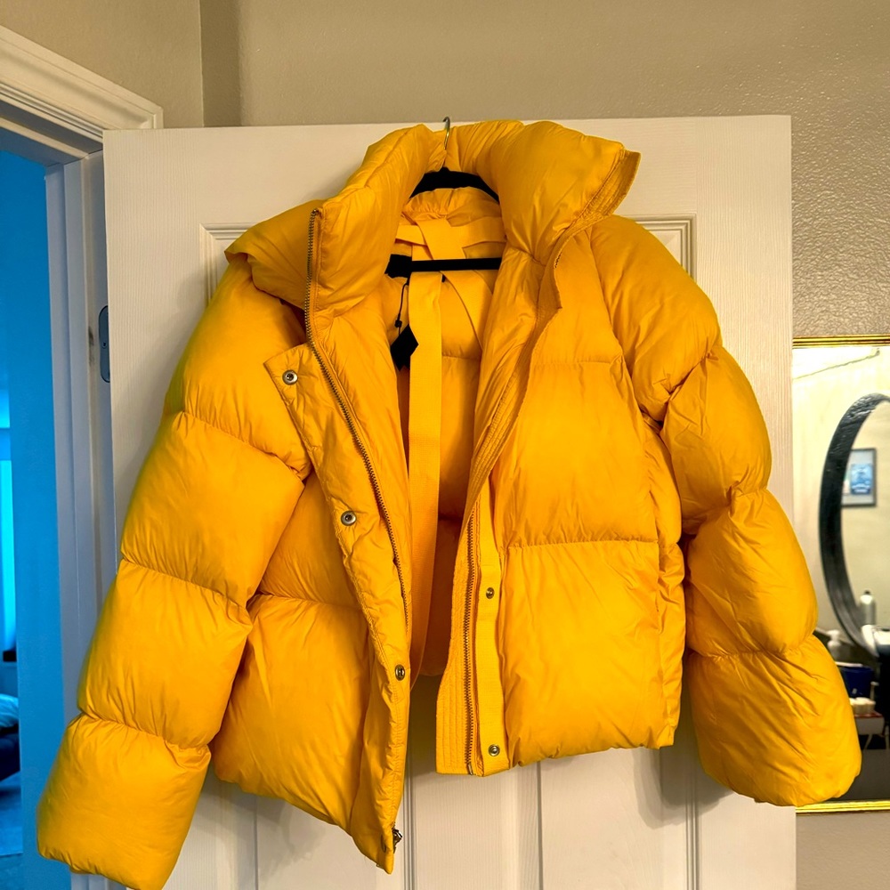 Bright yellow, short Banana Republic puffer jacket. Size small.